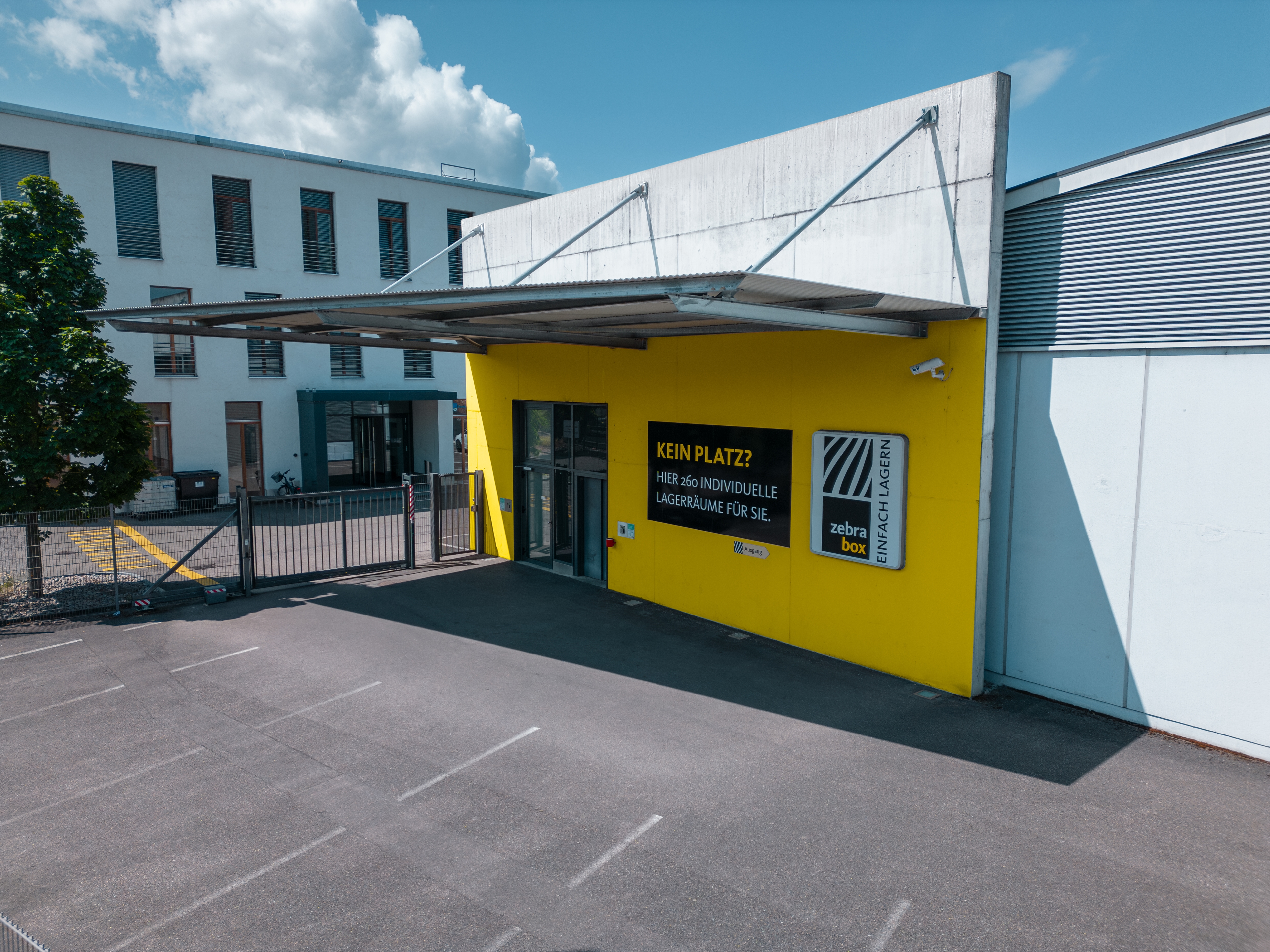Zebrabox Therwil Gebäude