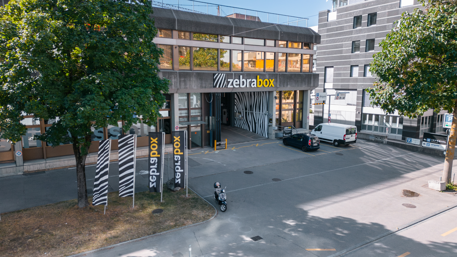 Zebrabox Zürich Gebäude Eingang